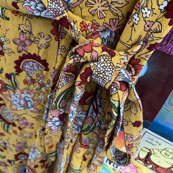 Sanctuary Yellow Sunrays Printed Wrap Dress - Picture 4 of 8